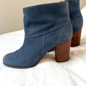 Cole Haan & Nike Air Cassidy ankle booties sz 8